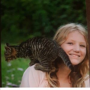 Meet your Posher, Ariana